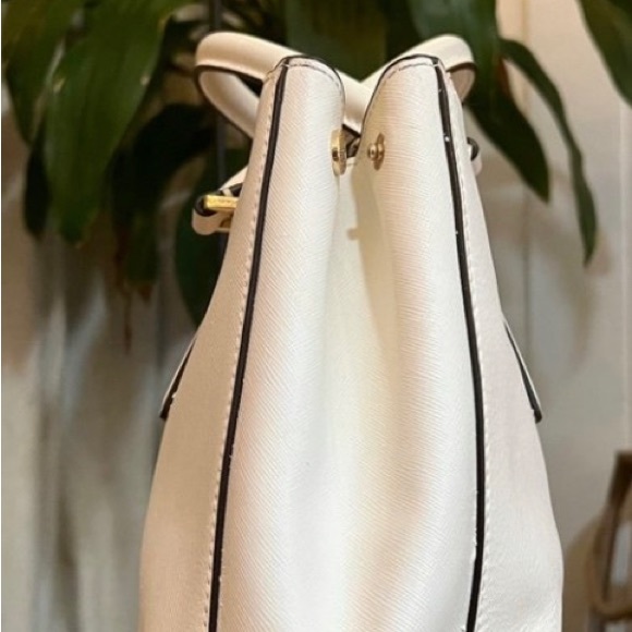 COPY - Tory Burch Robinson handbag - Picture 7 of 10